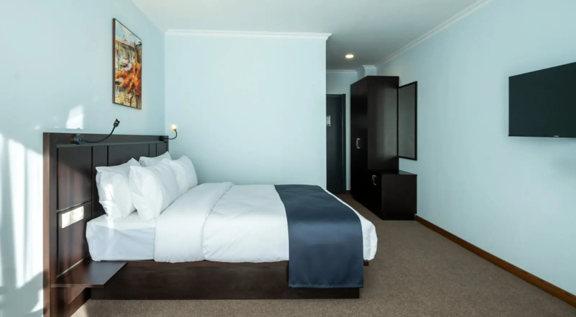 Отель Ani Forest Hills Resort