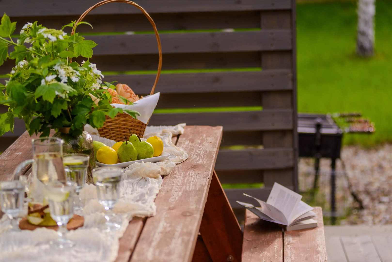 Частный дом в поселке у водохранилища