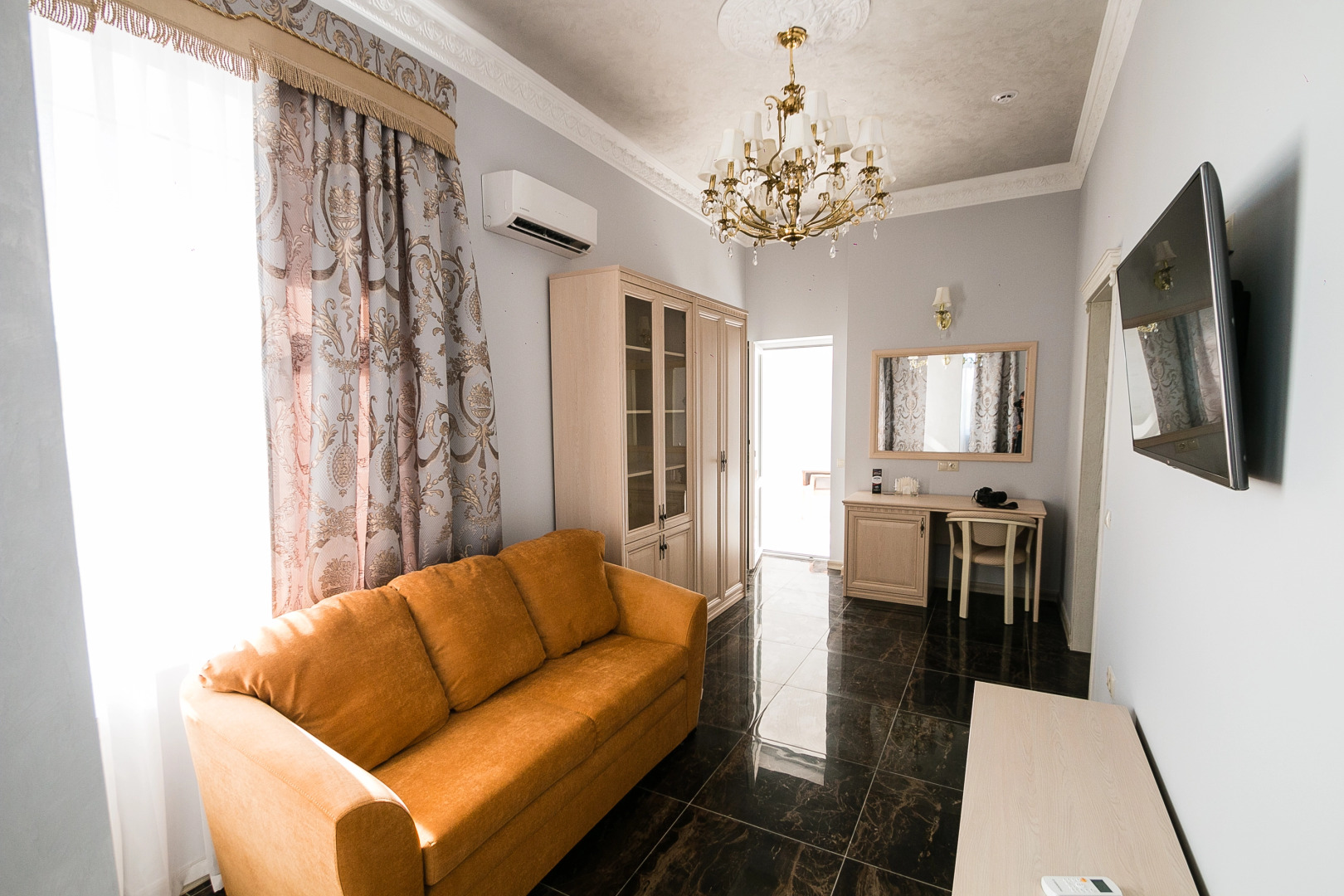 Ресторанно-Гостиничный Комплекс Голубое Озеро