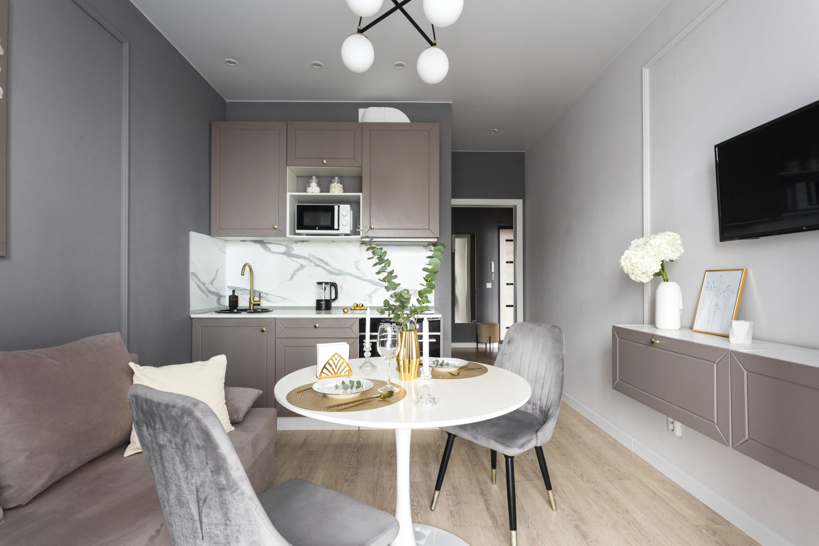 Апартаменты Hugge Place на Немировича Объект 172