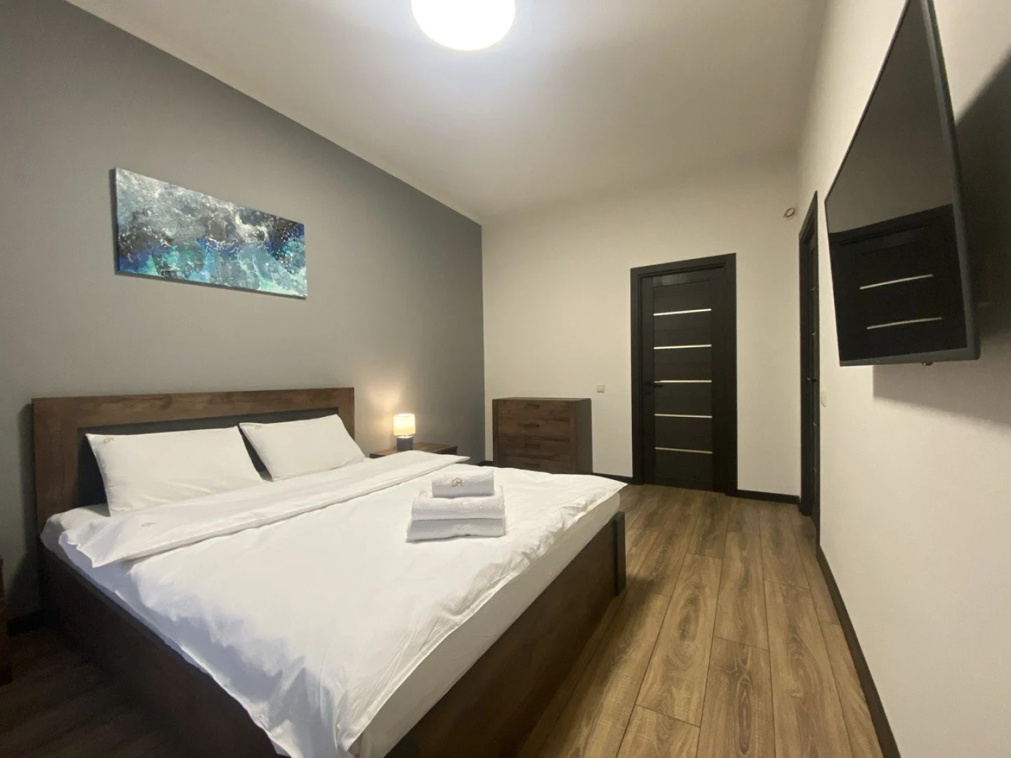 Апартаменты 2-комнатные HomeApart Захарова, 24