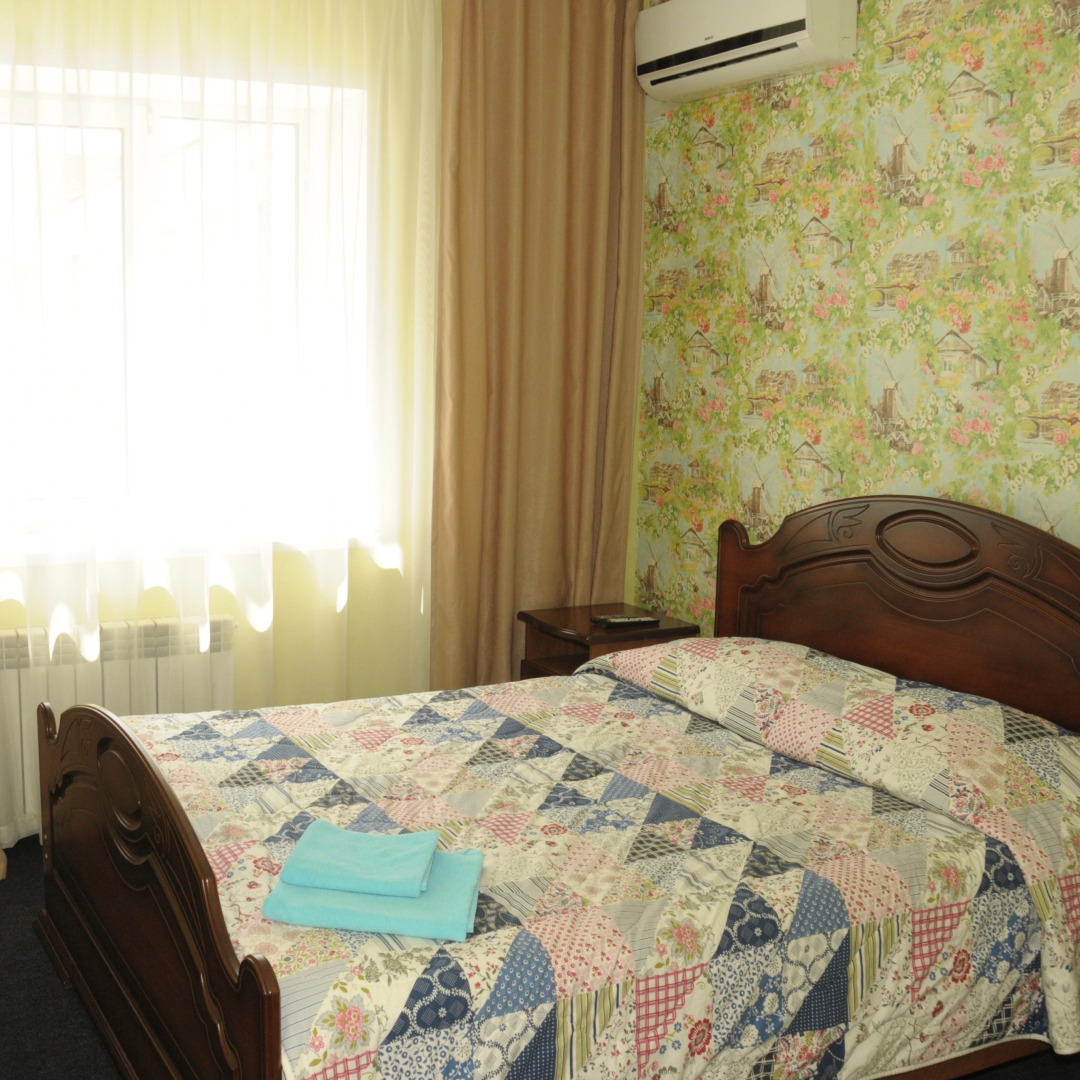 Отель Small Hotel