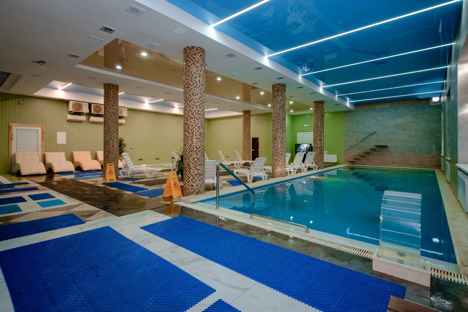 Отель Триумф