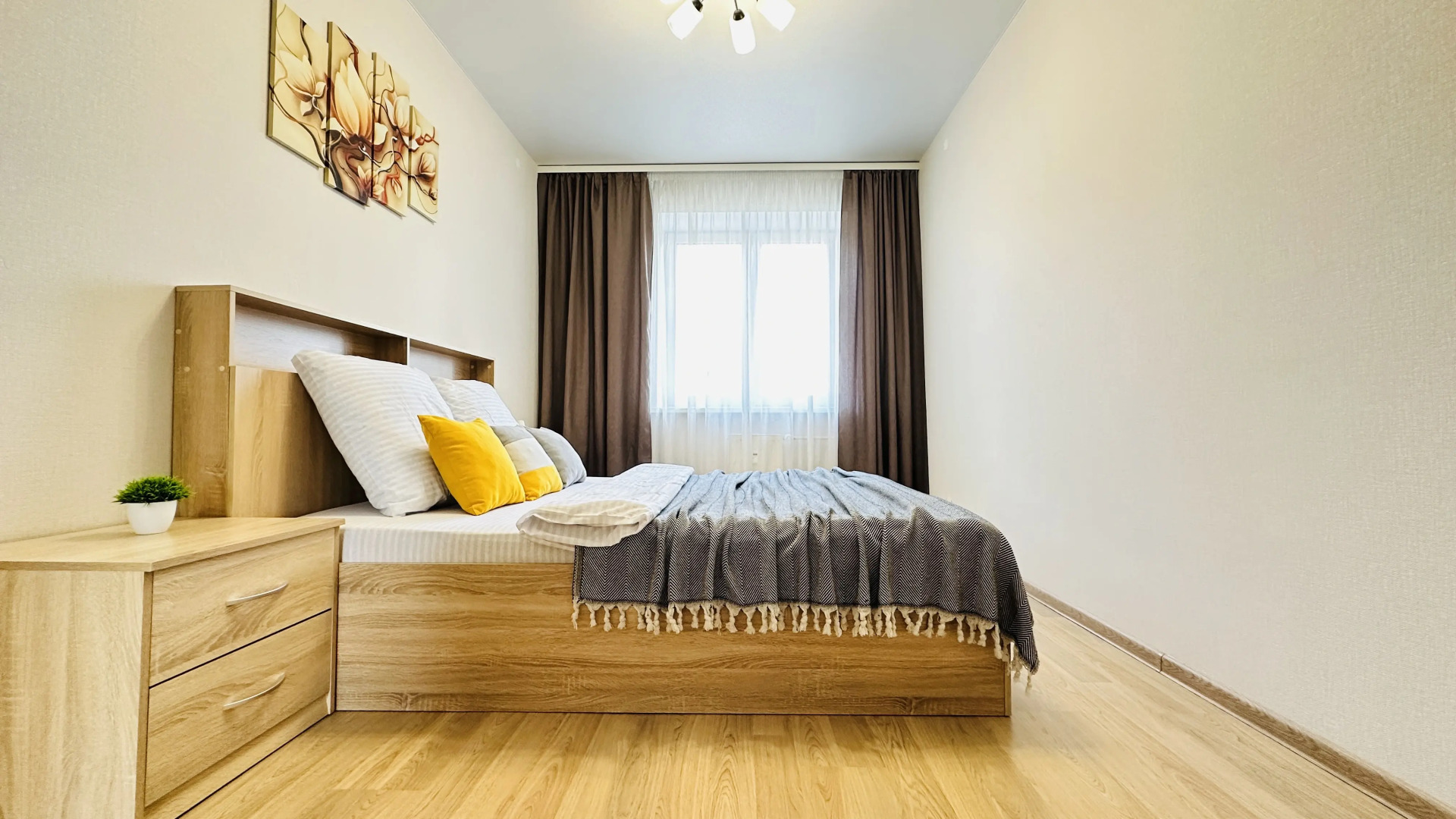 Квартира Уютная Евро-двухкомнатная у Набережной