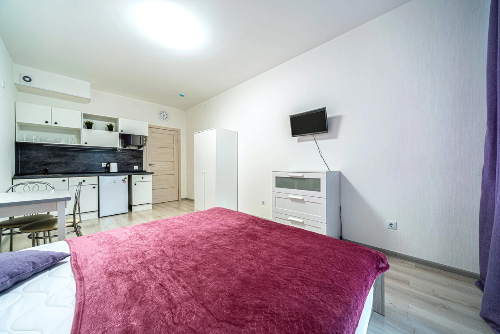 Апартаменты GoodApart near Park Pobedy 2