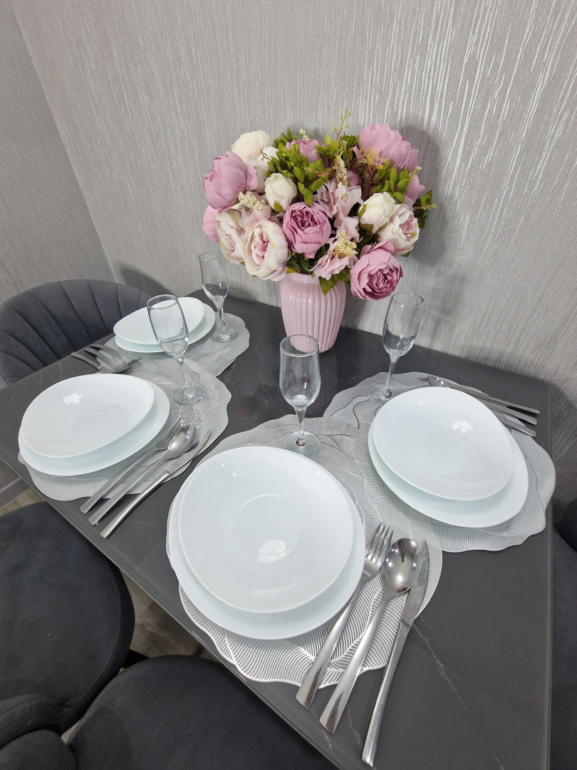 Апартаменты двухкомнатные  в новостройке