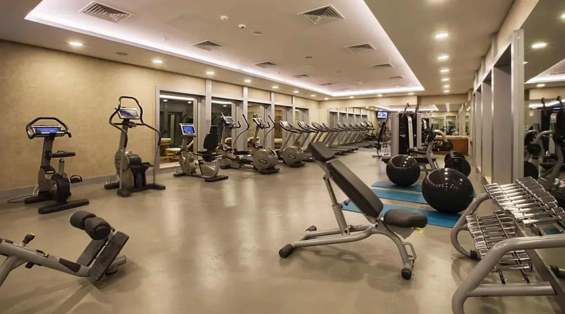 Отель Dedeman Bostanci Istanbul Hotel & Convention Center