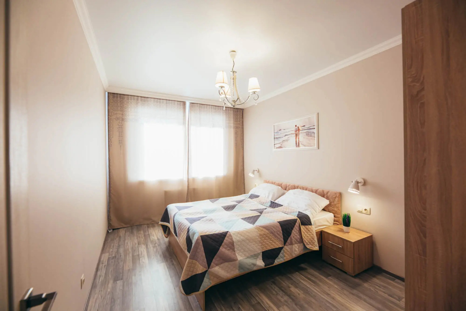 Квартира двухкомнатная в самом центре Калининграда