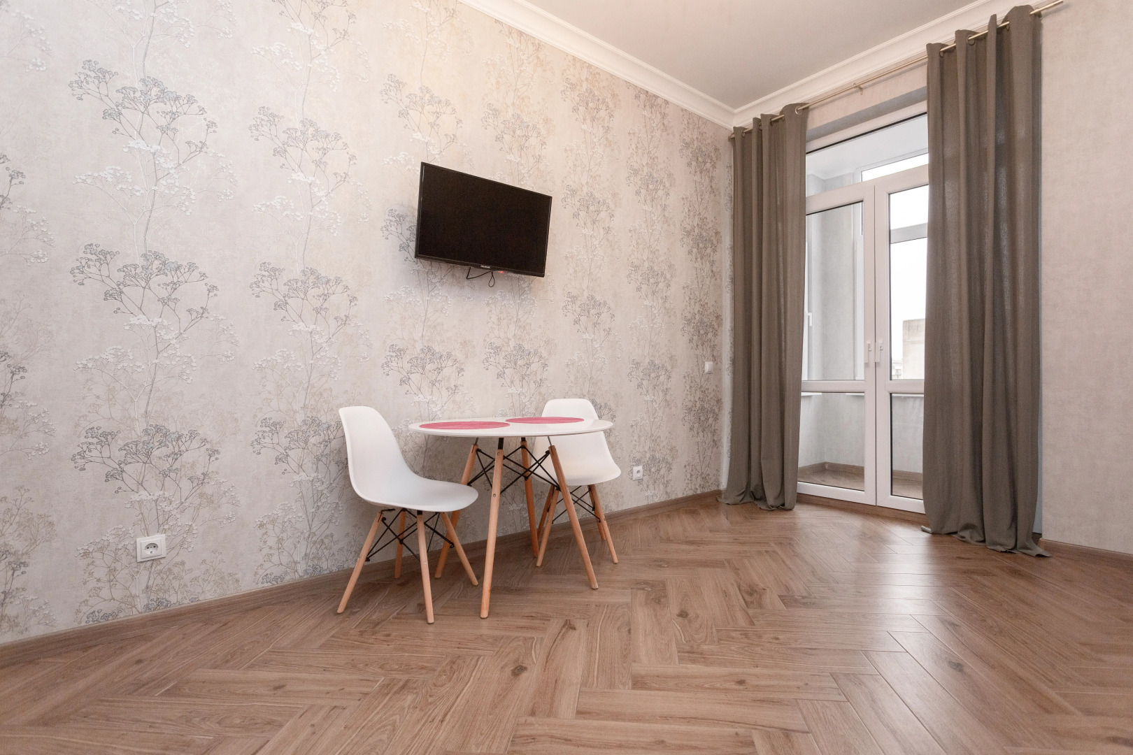 Апартаменты на Севастьянова