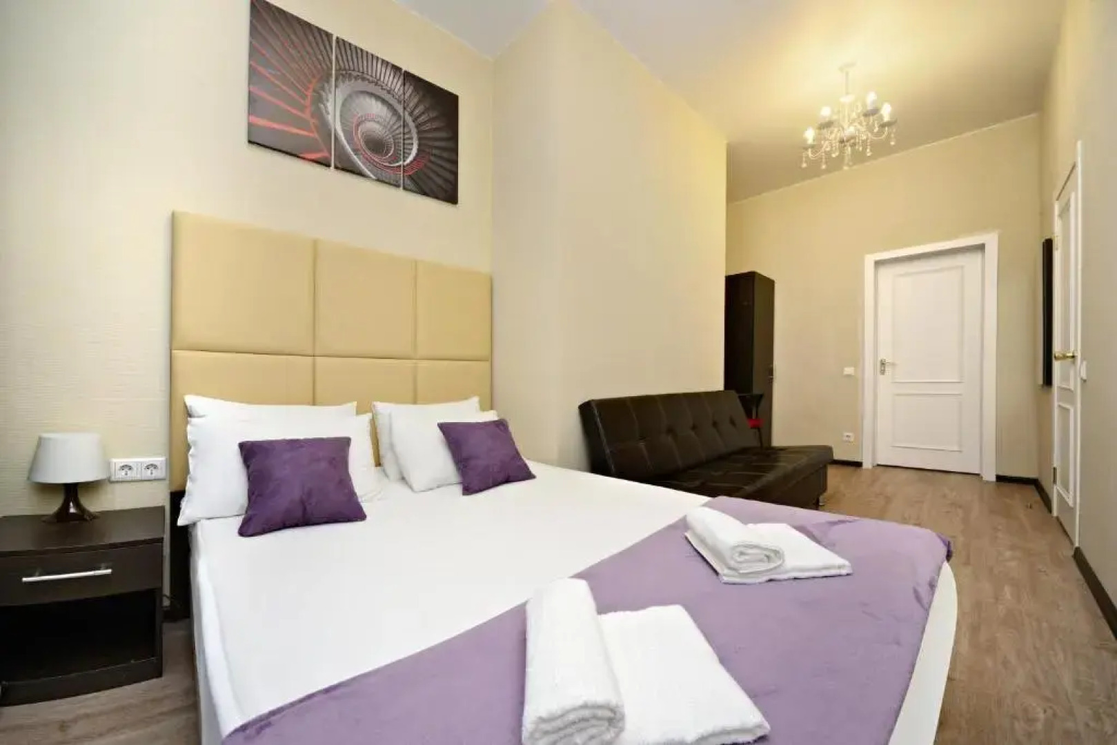 Отель Апельсин на Ленинском проспекте