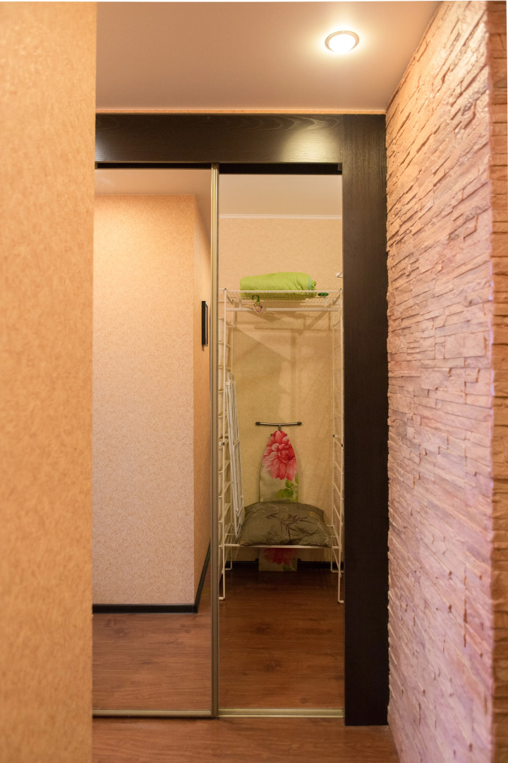 Bulvar 60-Letiya Pobedyi 10 Apartments