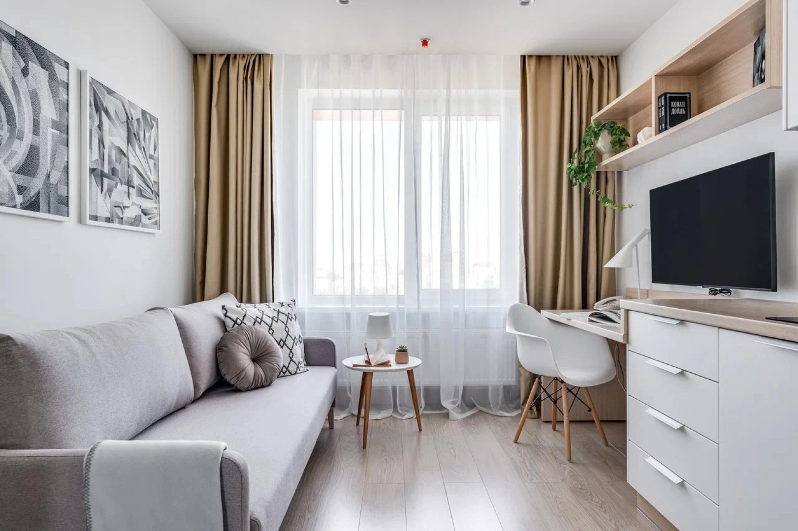 Апартаменты Grey's Apartment с Видом на Город