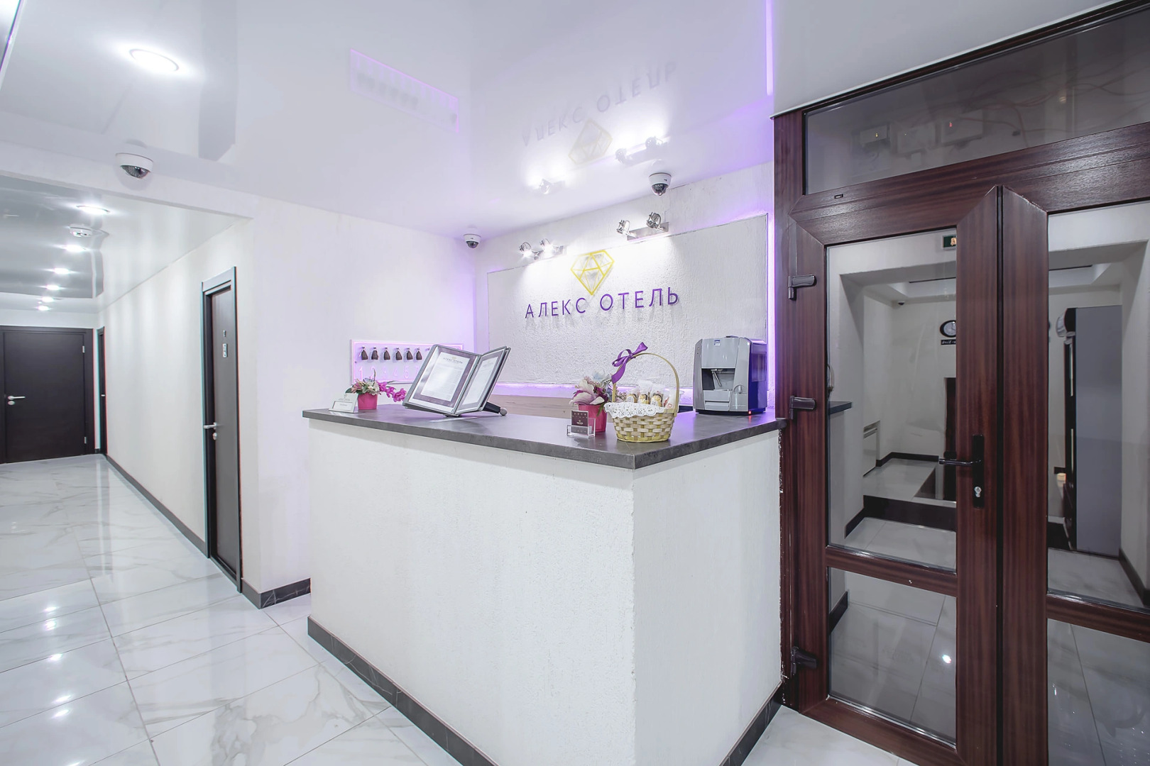 Отель Алекс Отель на Мужества