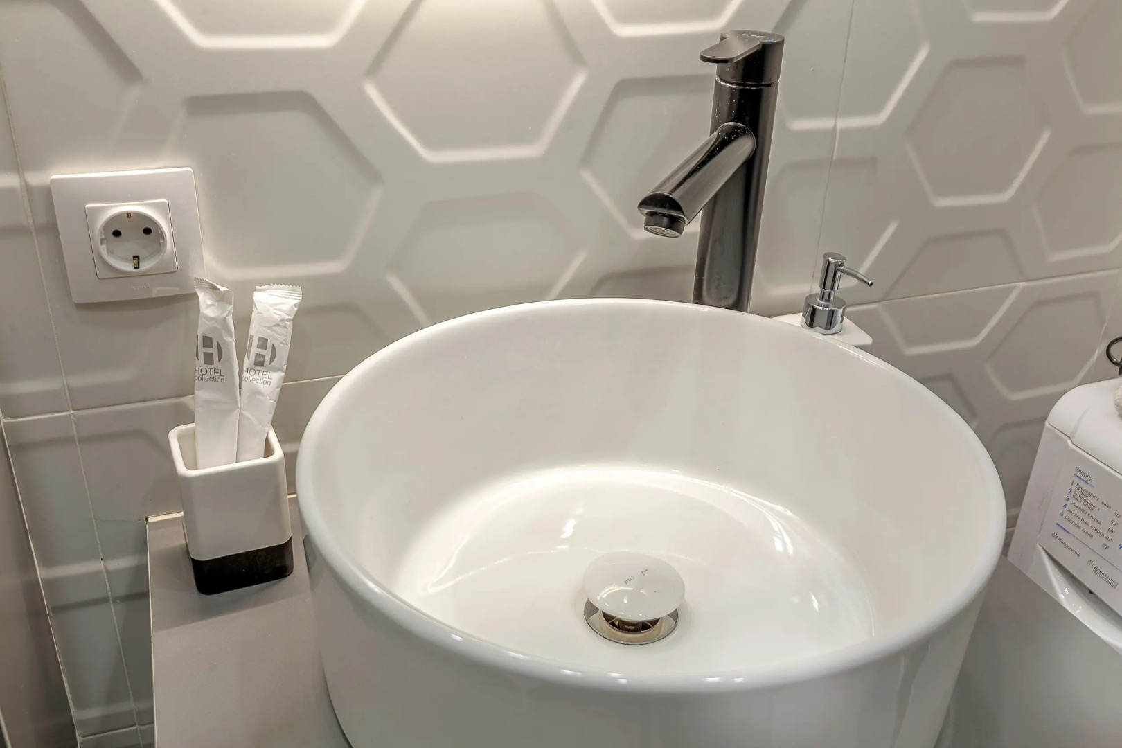 Апартаменты Лофт с видом на музей-Панораму и Волгу