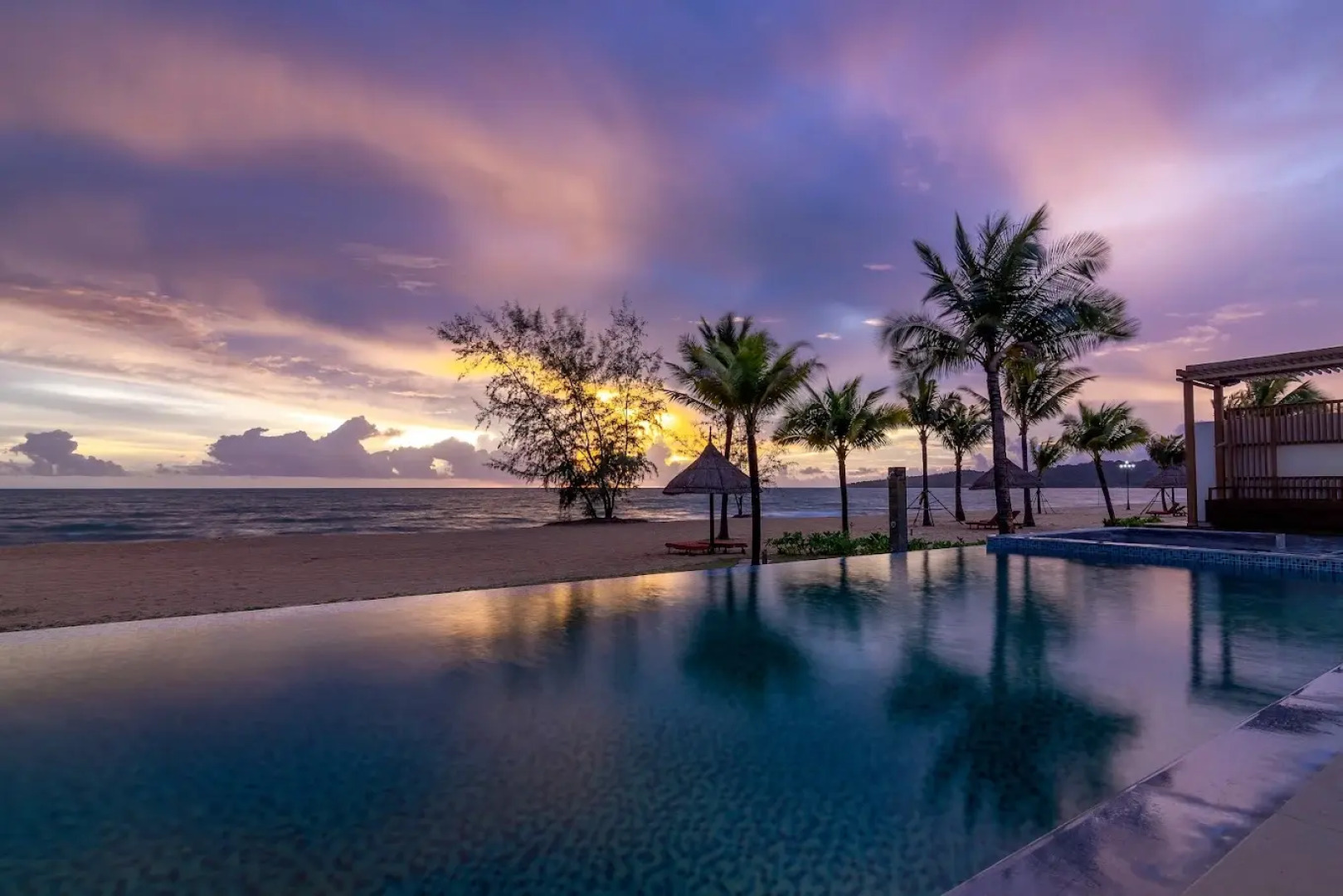 Отель Mövenpick Villas & Residences  Phu Quoc