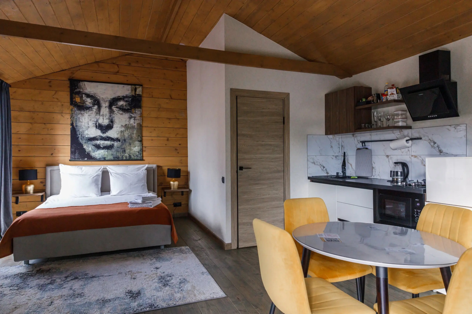 Частный дом на Луговом 40м у реки в центре Звенигорода