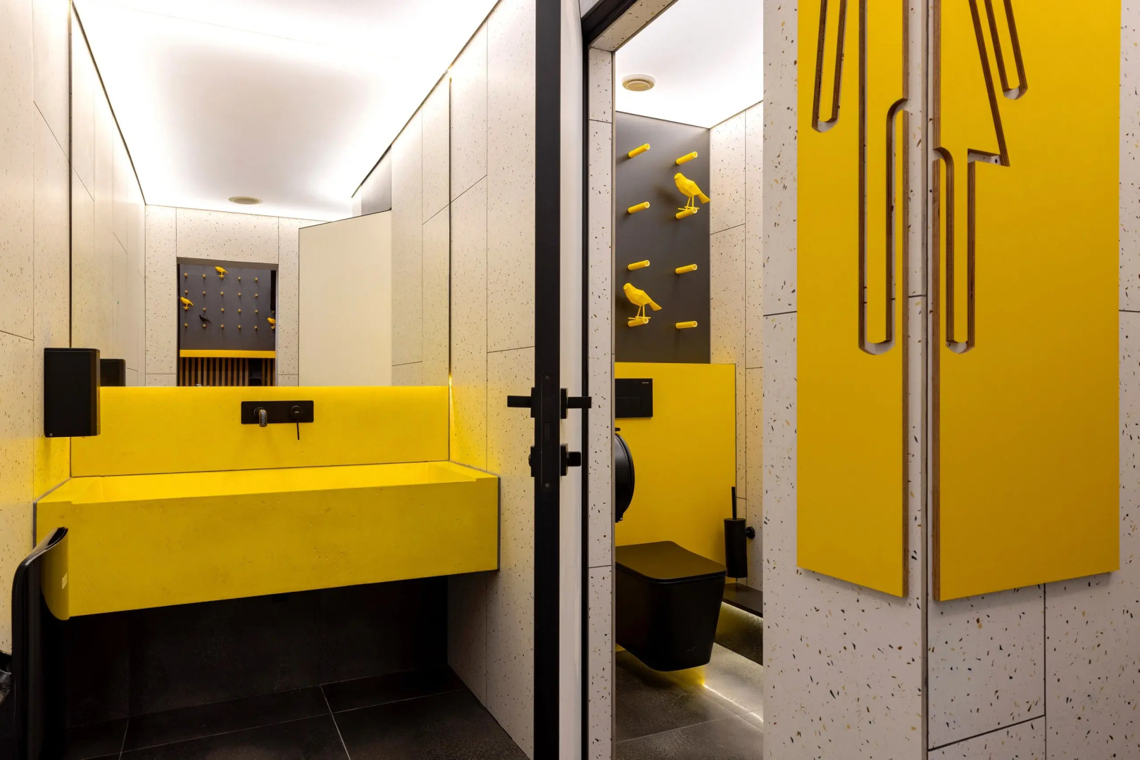 Апарт-отель izzziUP 4* COMMUNITY L&C