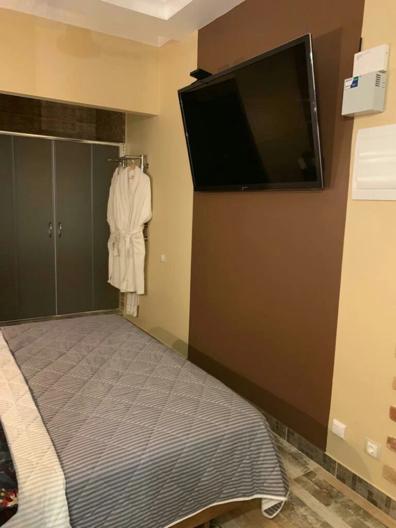 Апартаменты на Средней 13