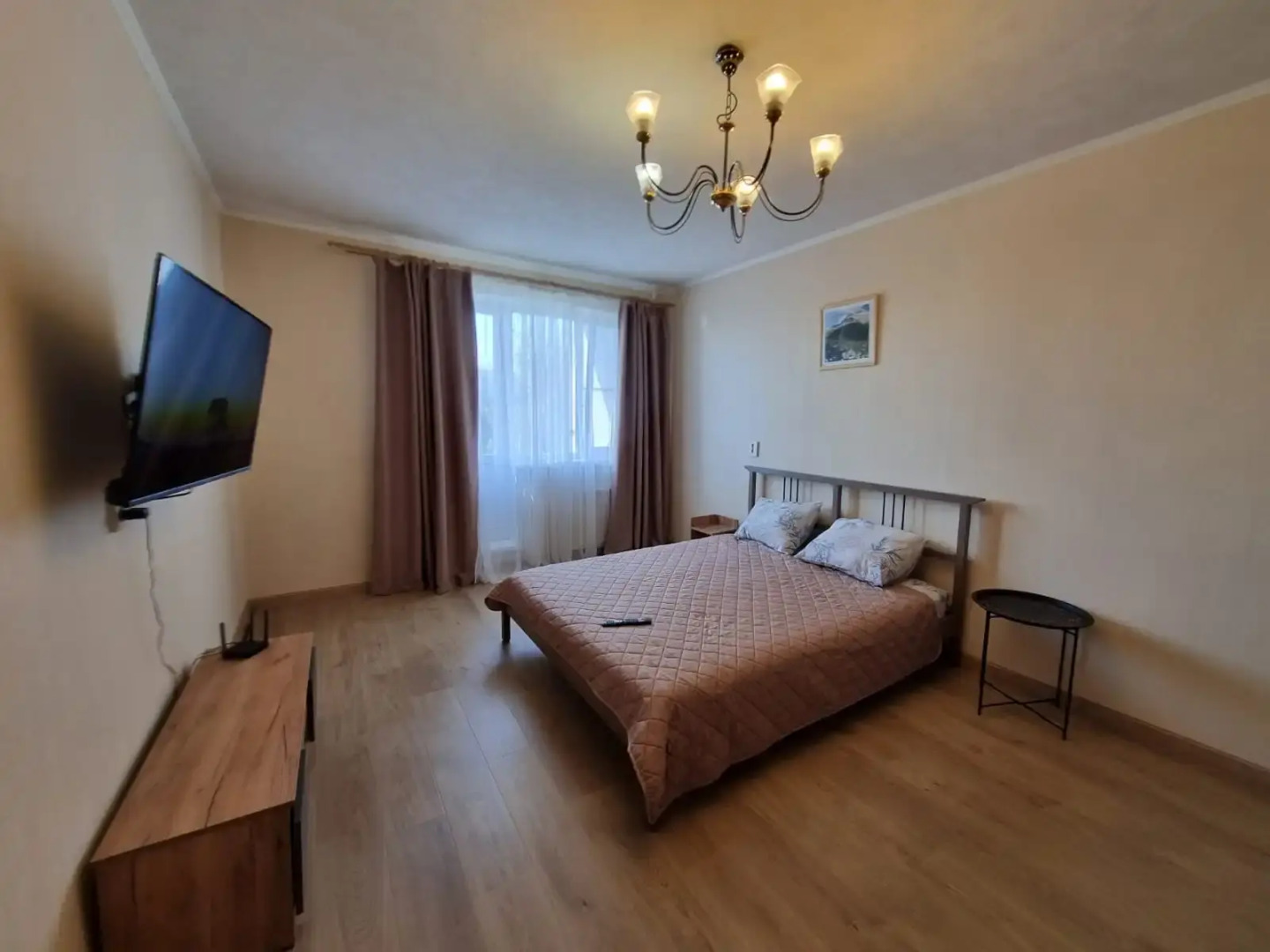 Квартира у парка 300 летия