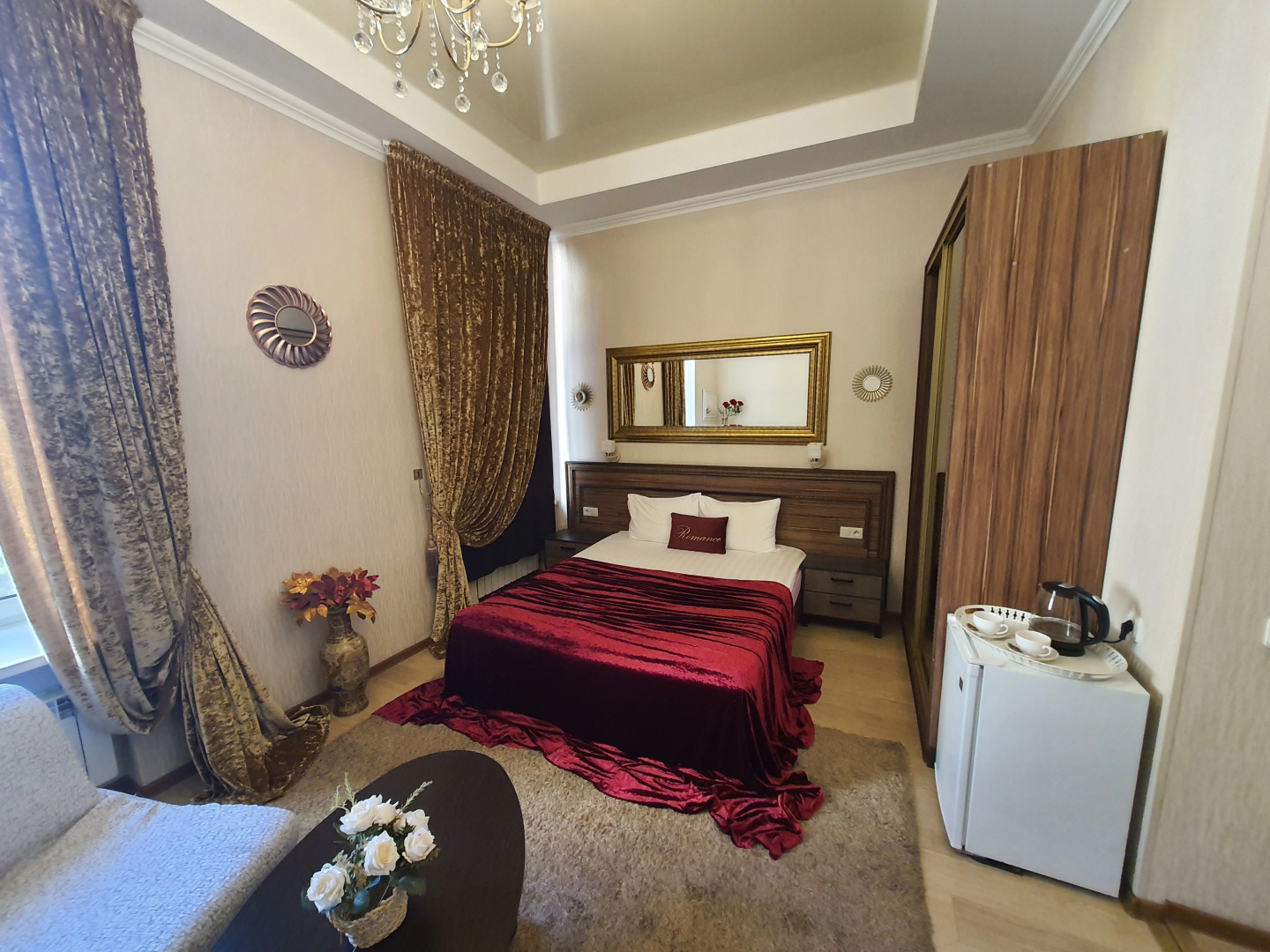 Мини-отель «Счастье» на Рубинштейна, 26