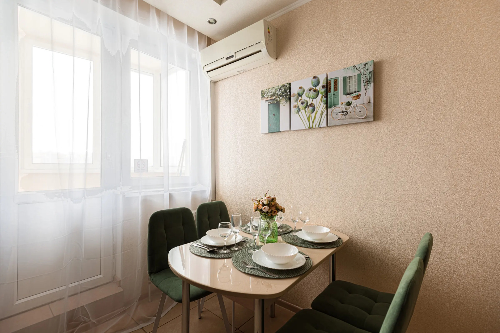 Квартира 2-к в центре на Ярославской 72 от RentAp, 4 сп.места