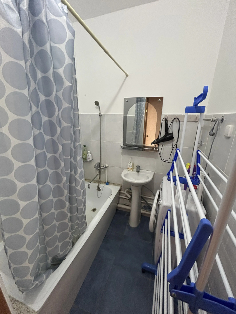 Квартира 2-х комнатная на Зои Космодемьянской 74