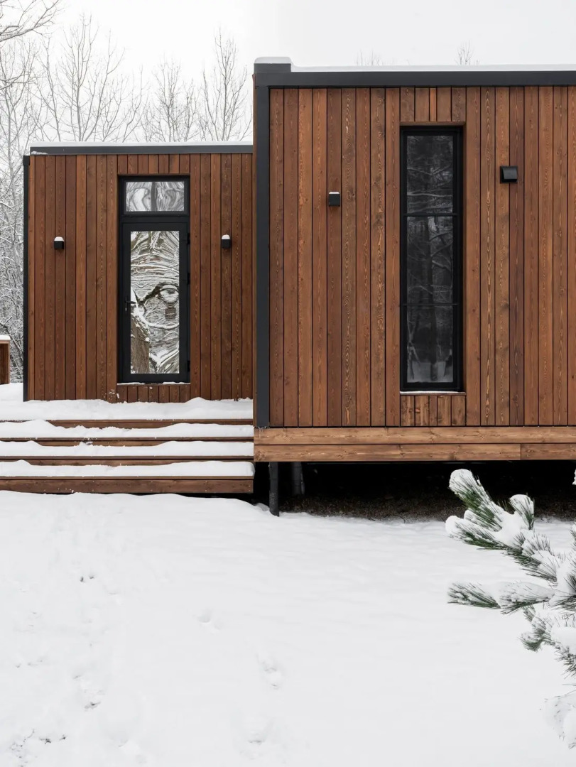 Частный Дом на Берегу Реки с Приватной Террасой и Джакузи