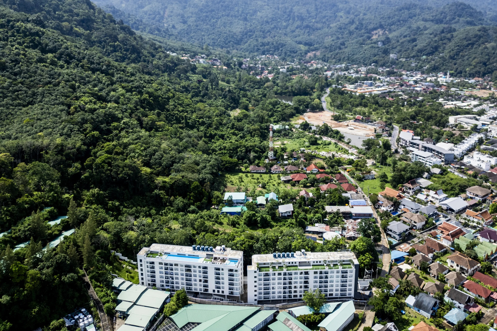 Квартира Ваша с Бассейном для Идеального Отдыха в Камале