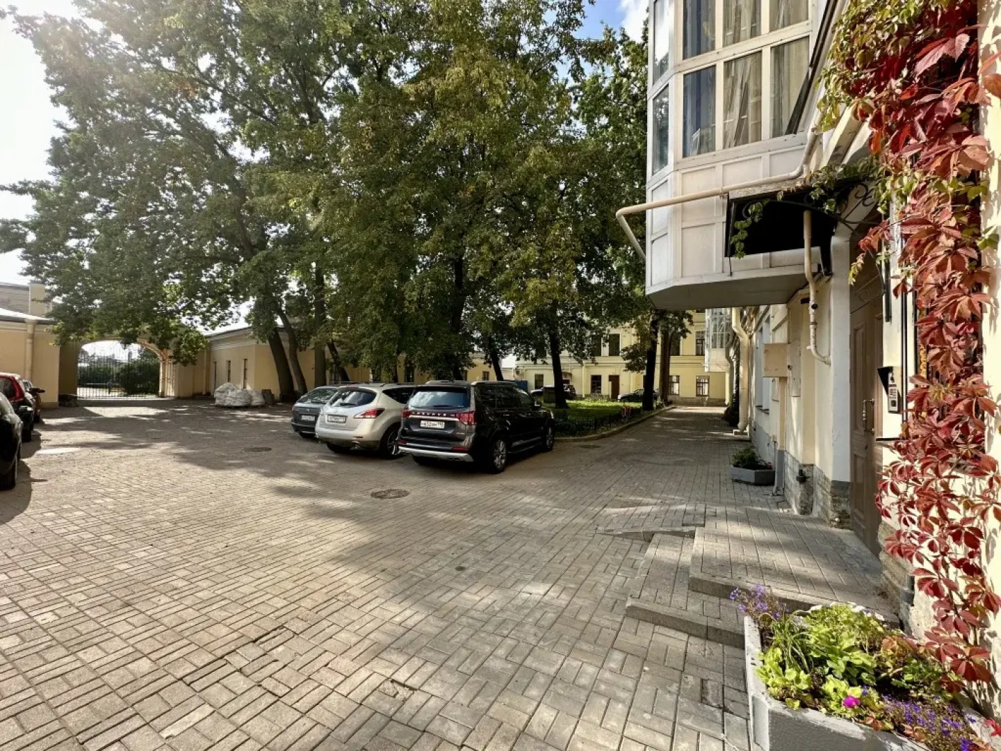 Апартаменты LITEINY  Royal