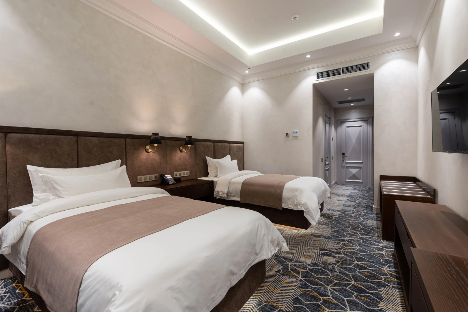 FRANKFORT Expo Hotel&Spa