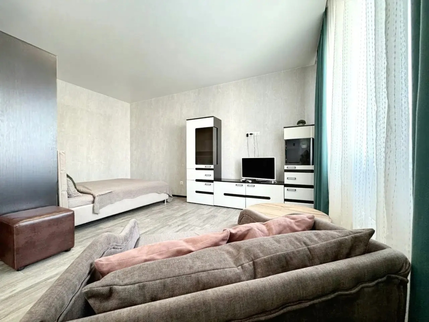 Квартира-студия однокомнатная на Притомском напротив Кузбасс-Арена