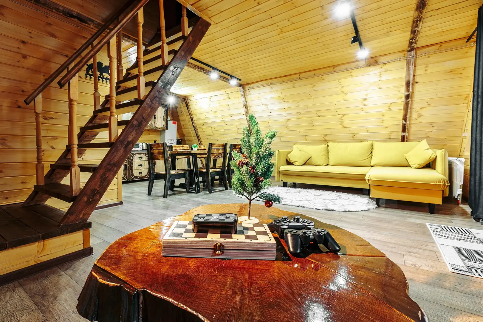 Коттедж с Бассейном в Терсколе от Квартирукинг