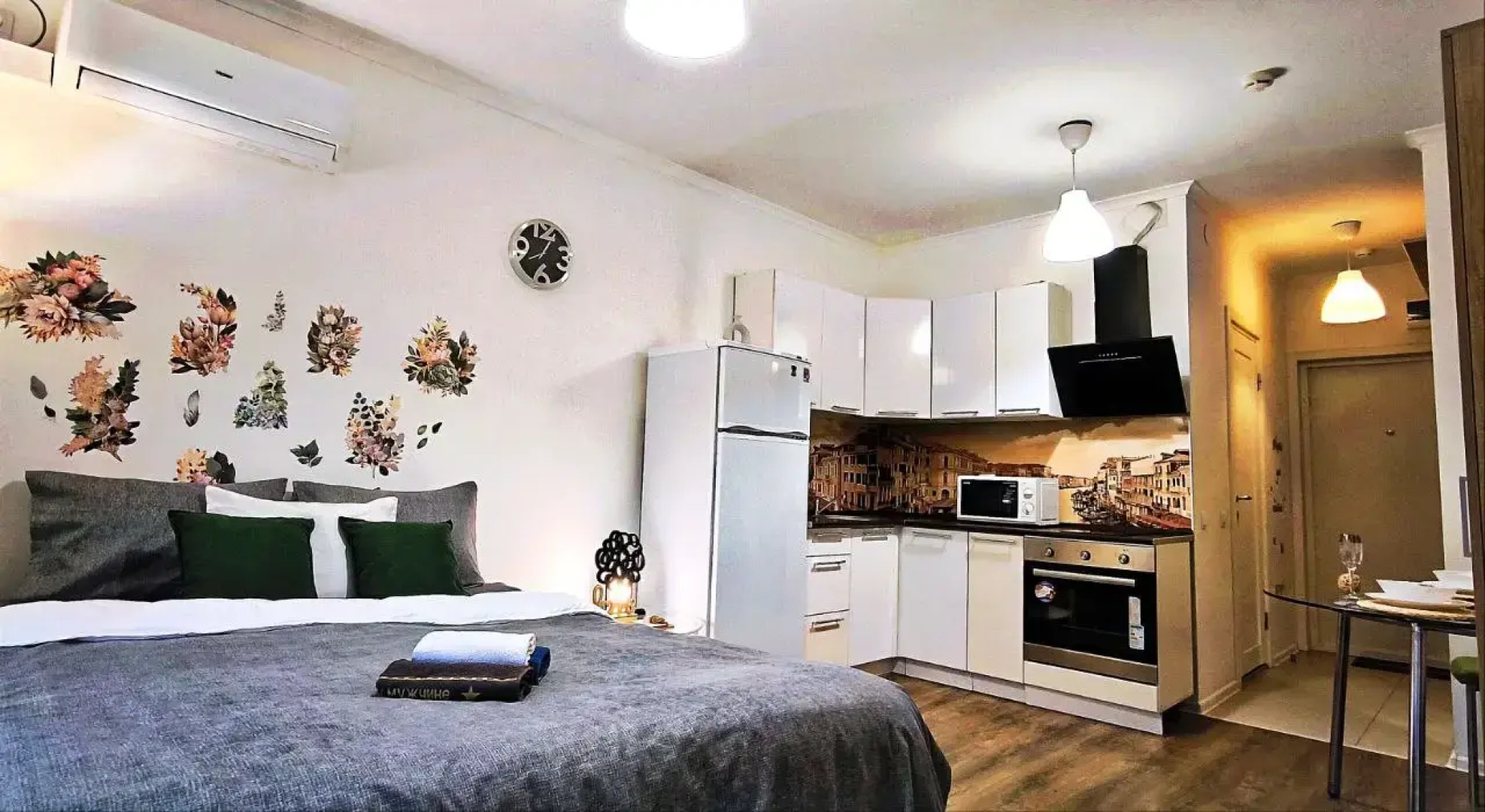 Апартаменты Уютная Студия LORA HOME у Метро