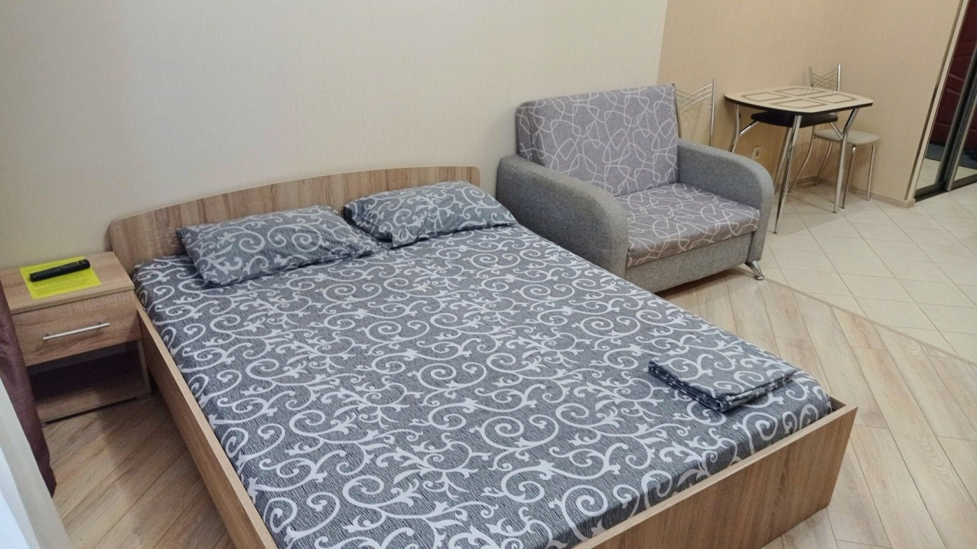 Апартаменты на Шифрина