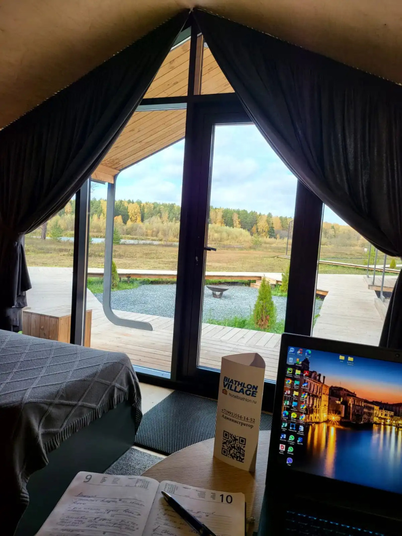 Глэмпинг Biathlon Village