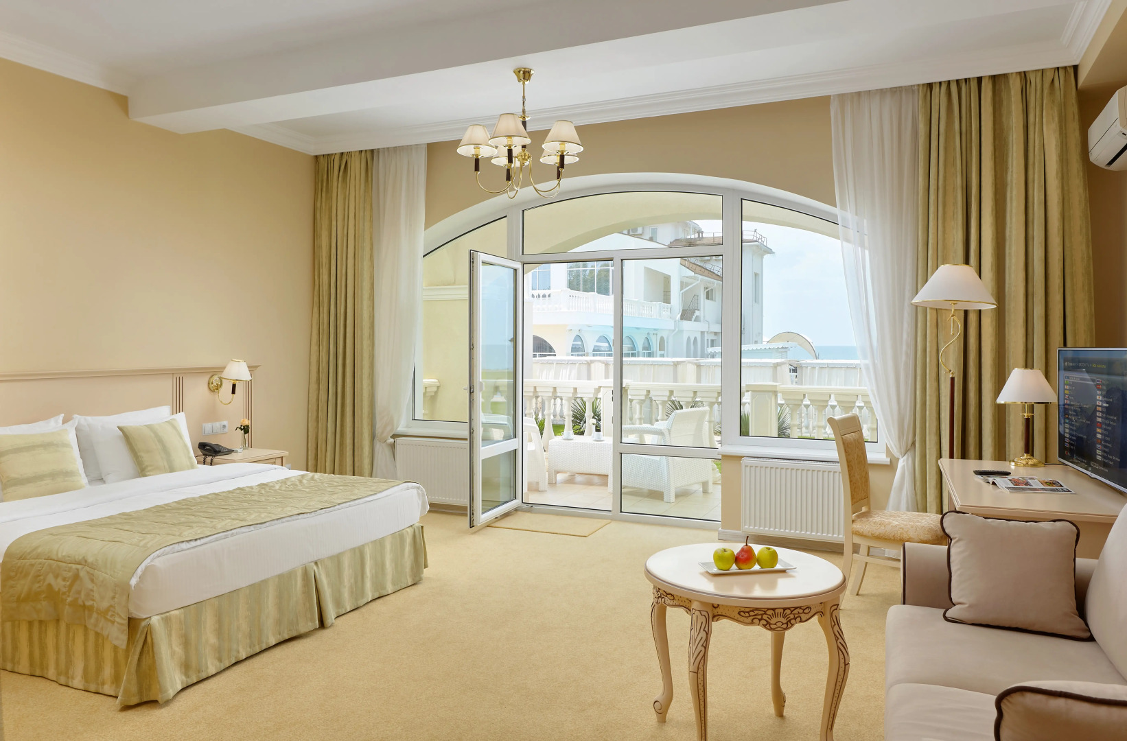 Отель Альма Дача