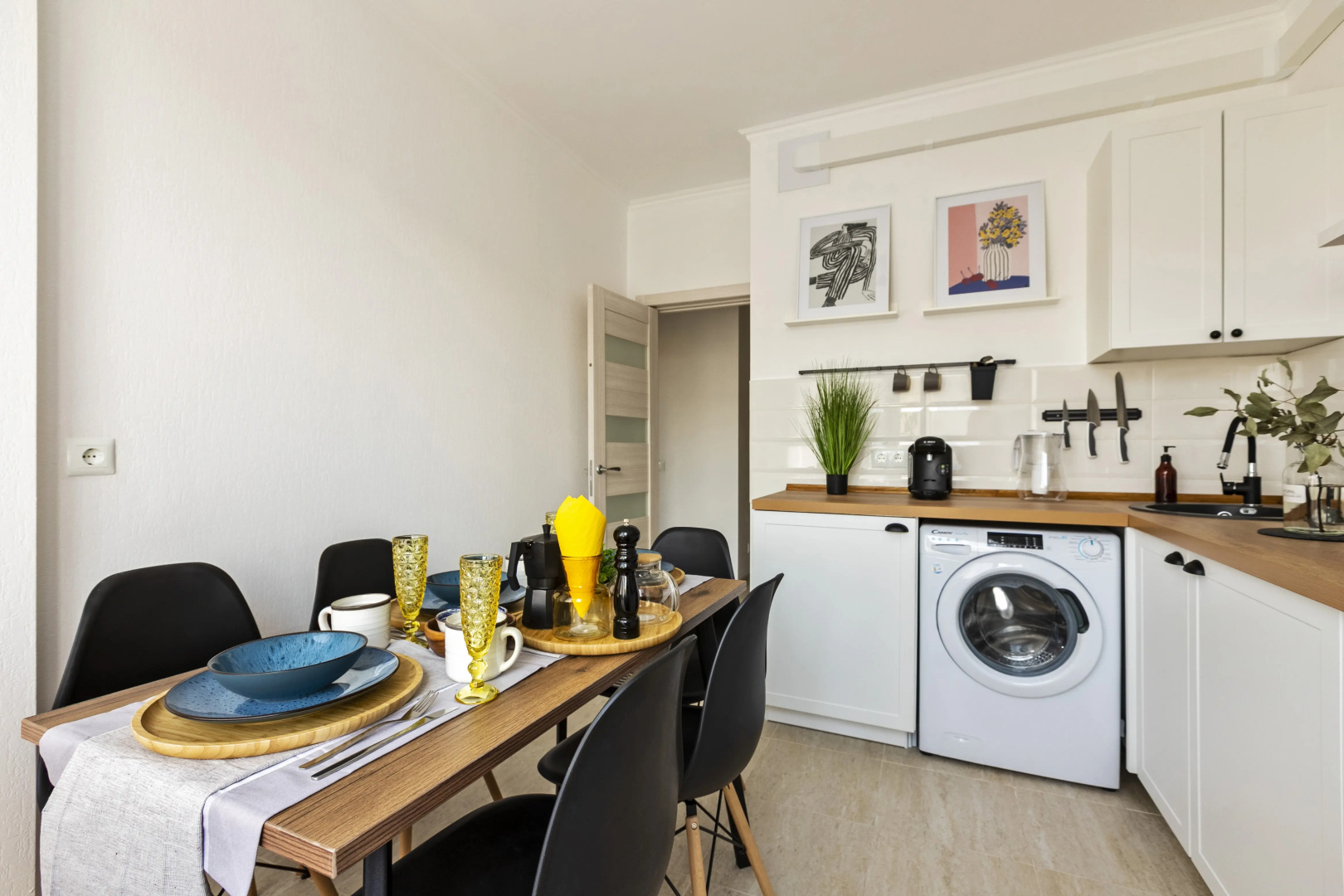 Great view 2-rooms Apartment 2 Min Walk to Raykin Plaza