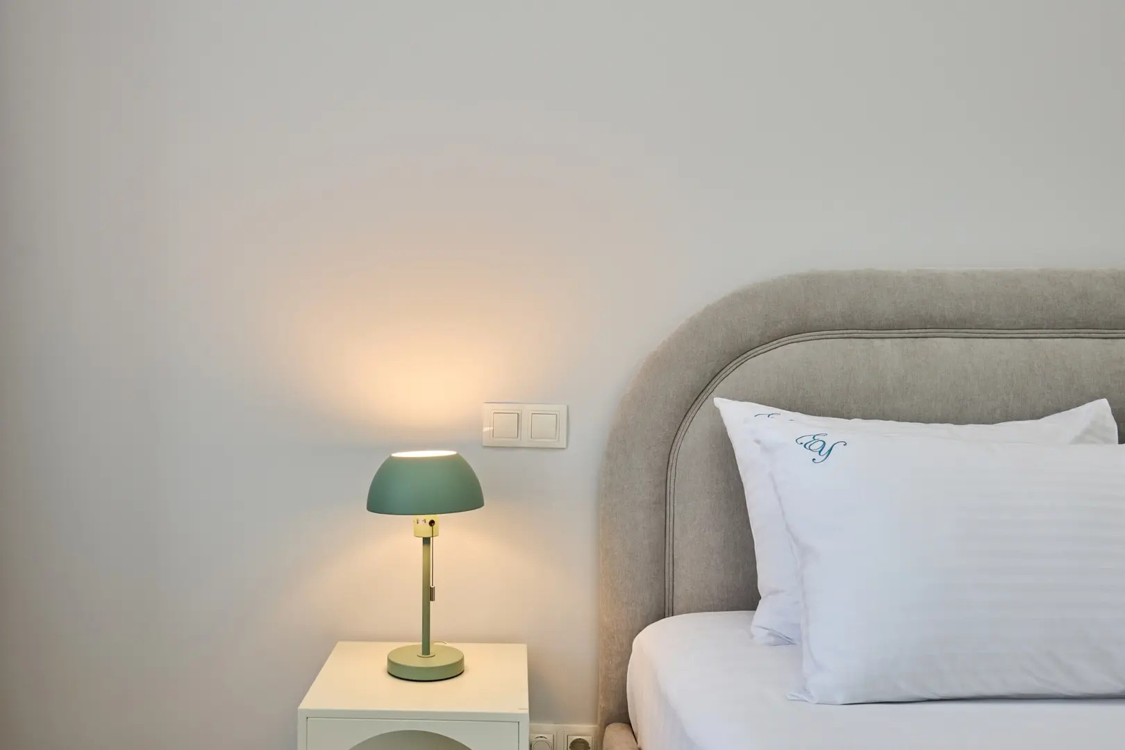 Апартаменты ЕвроУют Просторные трехкомнатные недалеко от центра