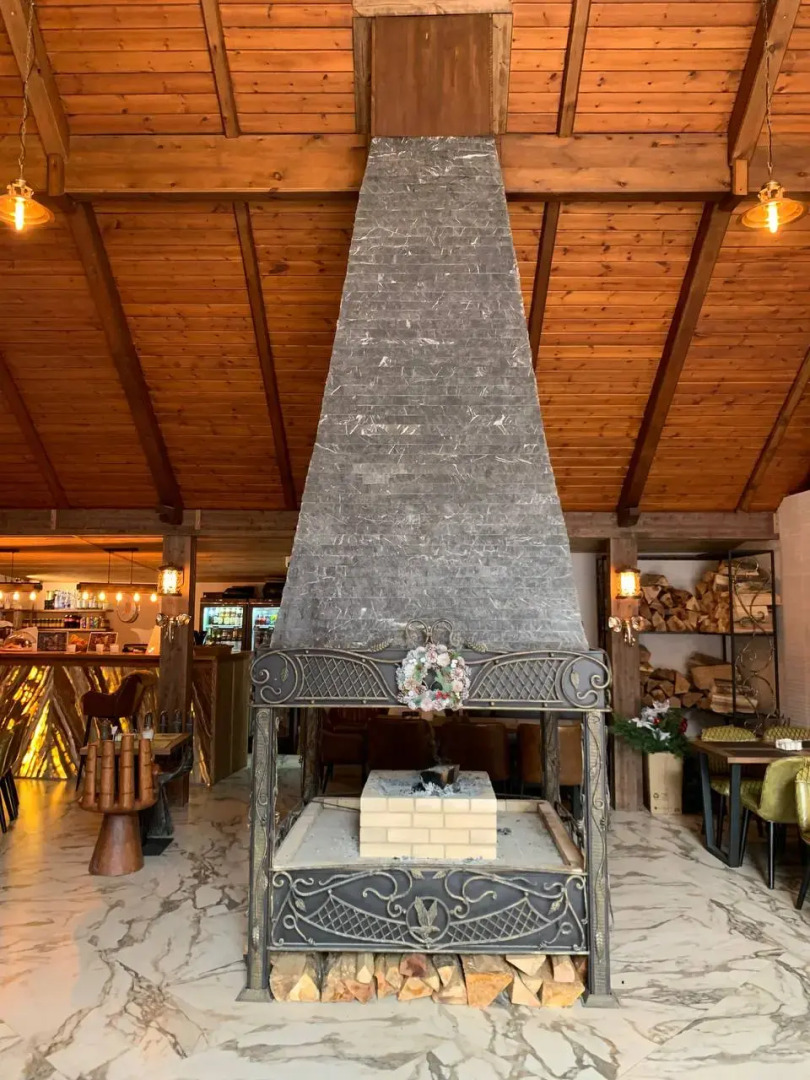 Отель Апартаменты Red Wood