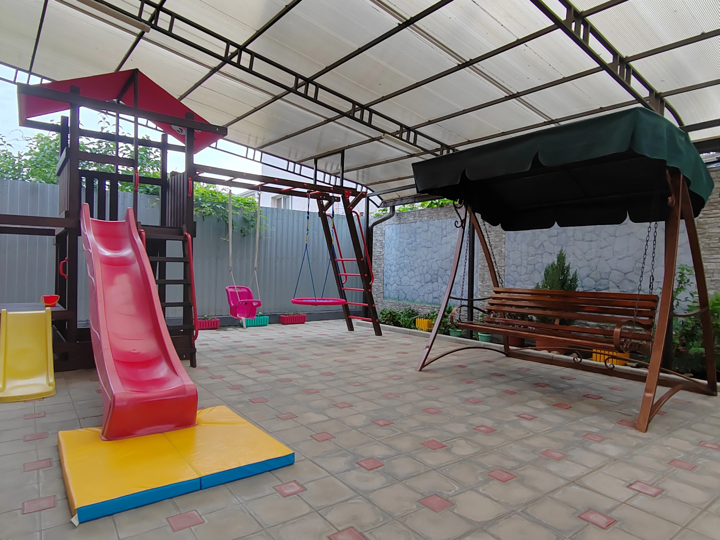 Гостевой Дом Людмила на Тургенева