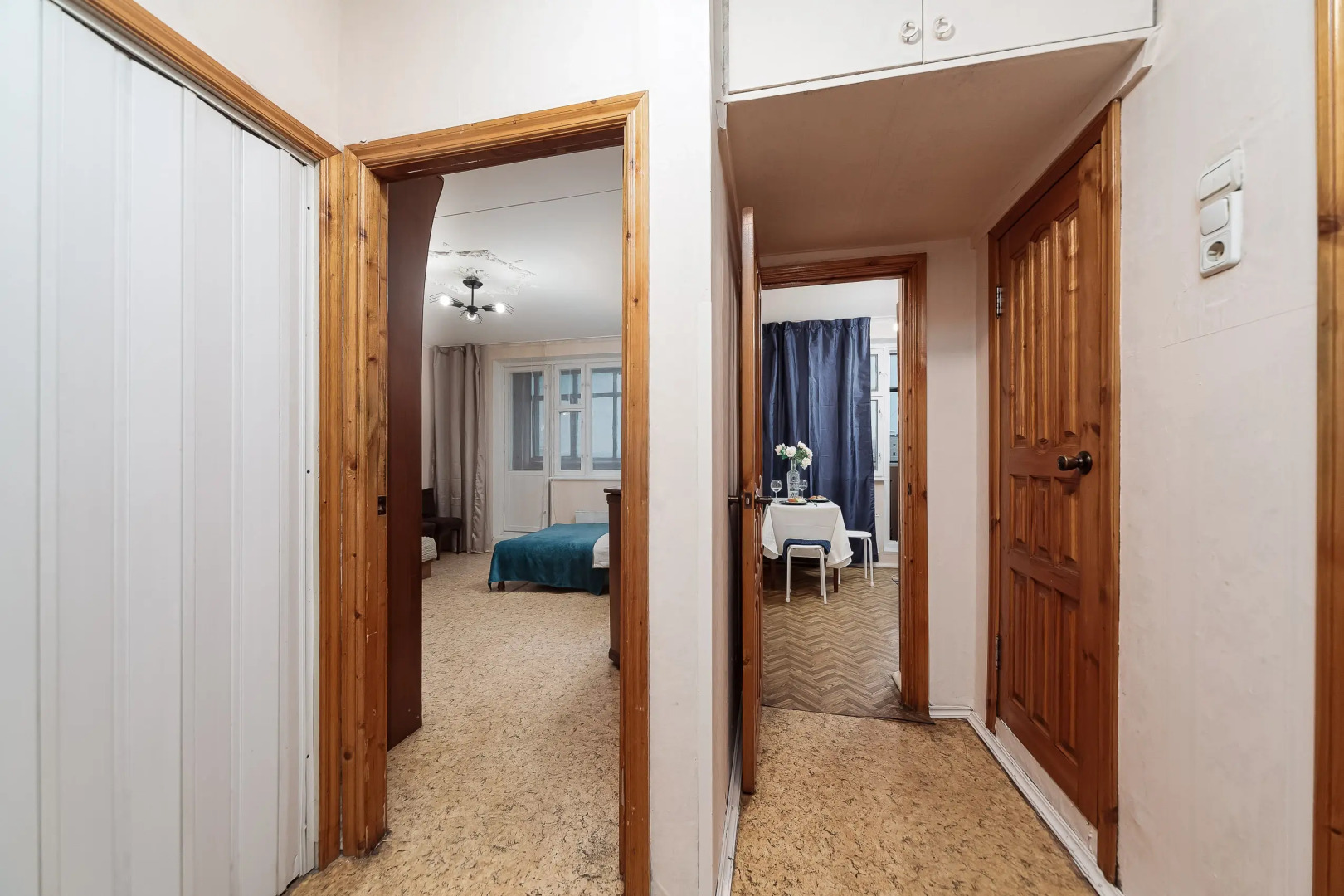 Апартаменты Просторная квартира на 4-х метро Марьино