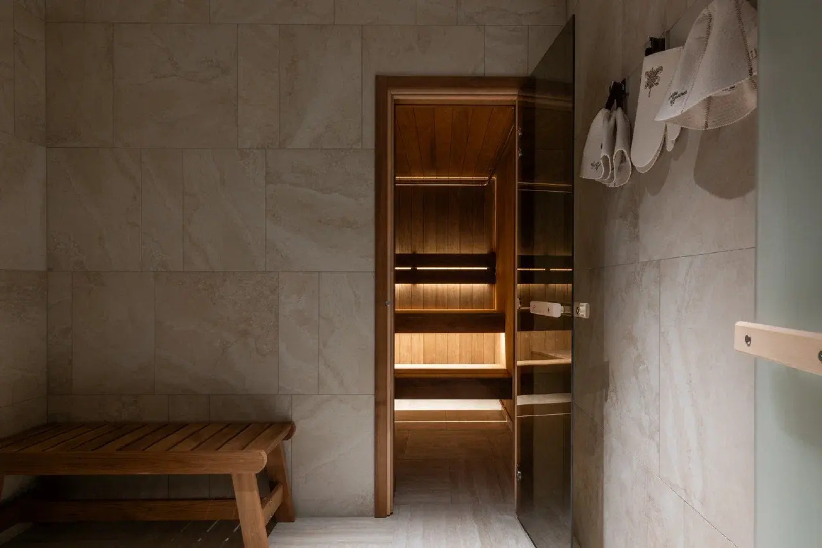 Отель Hovard Club