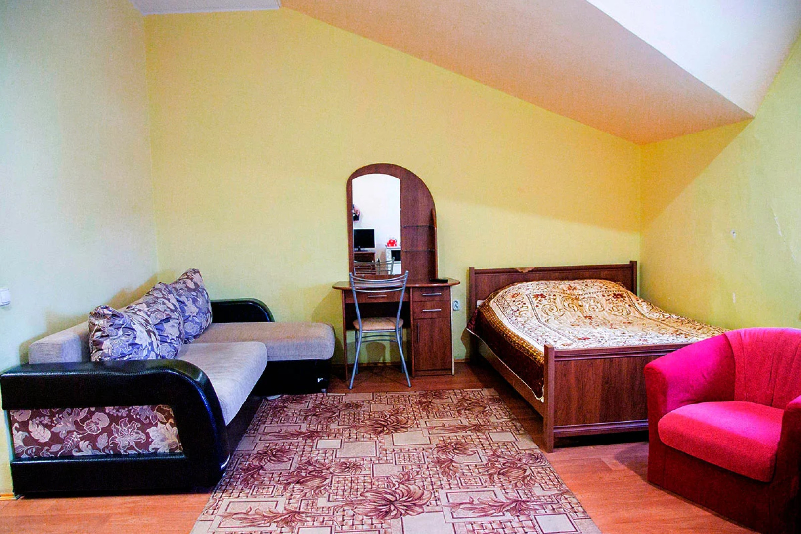 Гостиница Жара