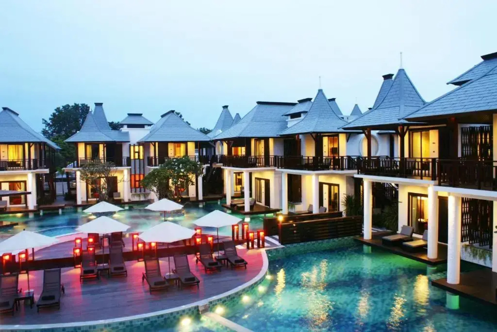 Отель Z Through by The Zign