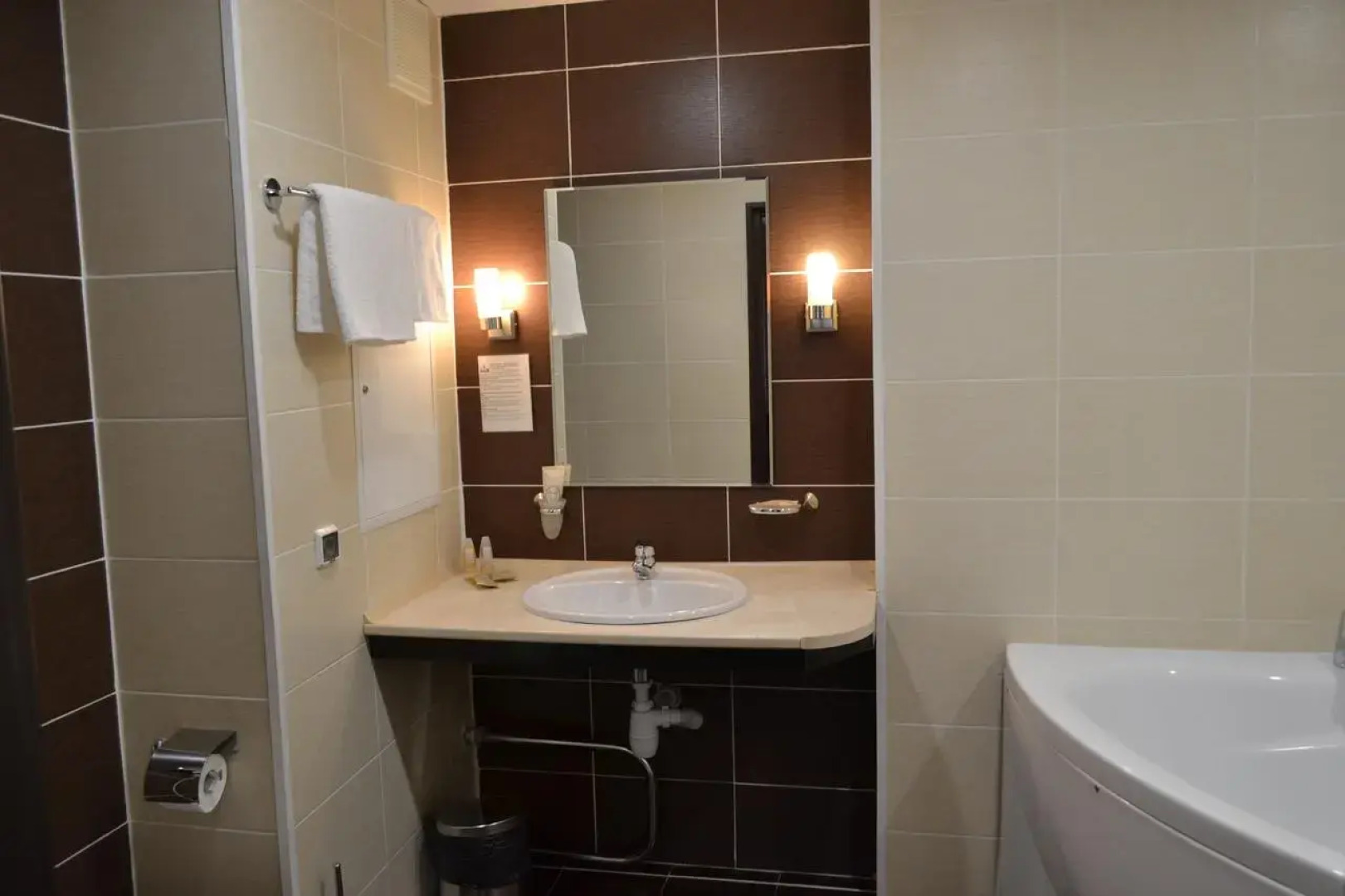 Отель Атриум