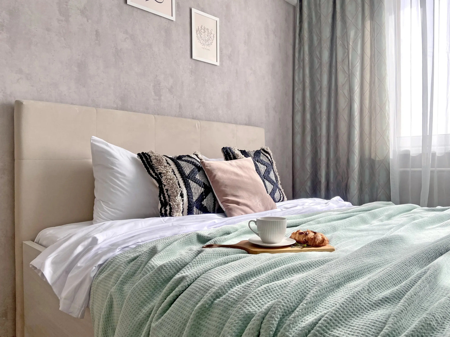 Апартаменты «Атмосфера» | Мятный Бархат — Свежесть Уюта В Центре Липецка