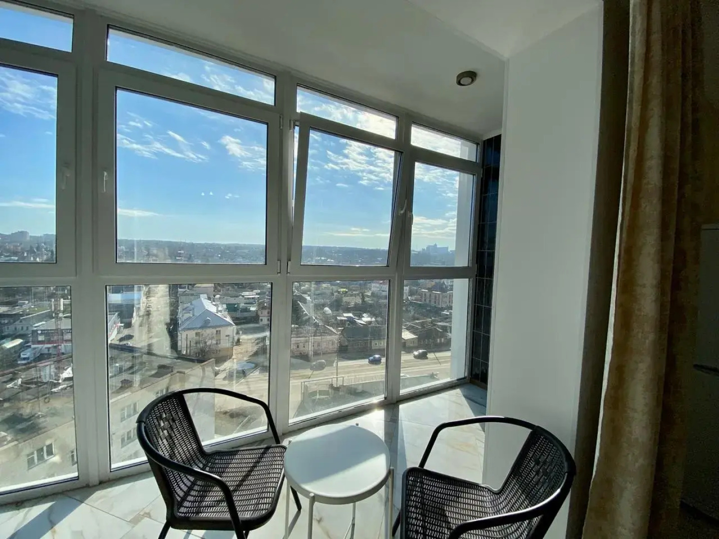 Апартаменты Вега на площади Поликарпова