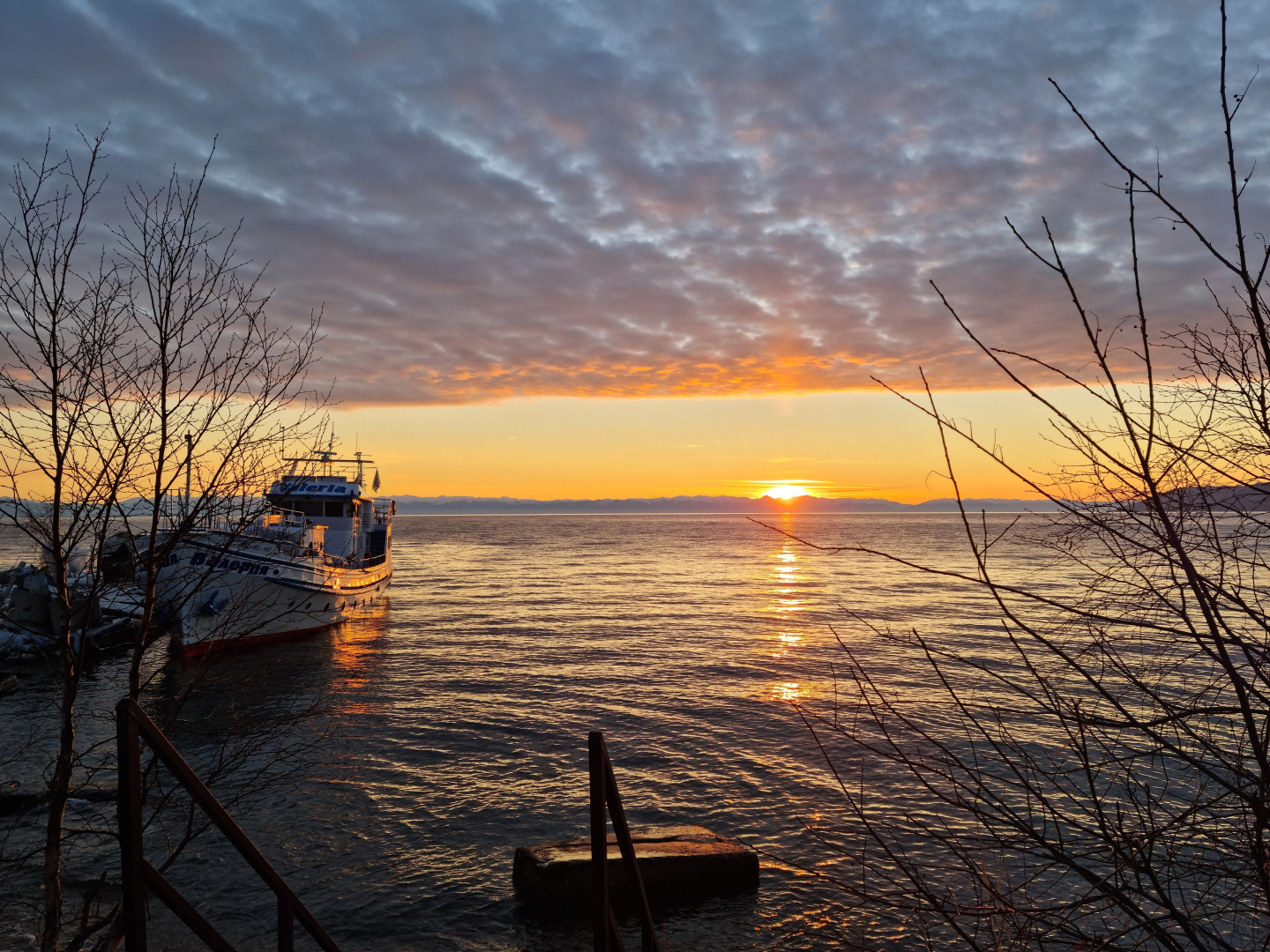Гостевой дом Байкальская бочка Листвянка