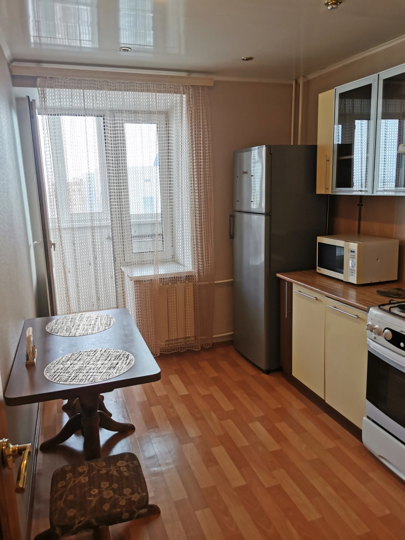 Квартира 1-к в самом центре с видом на сквер