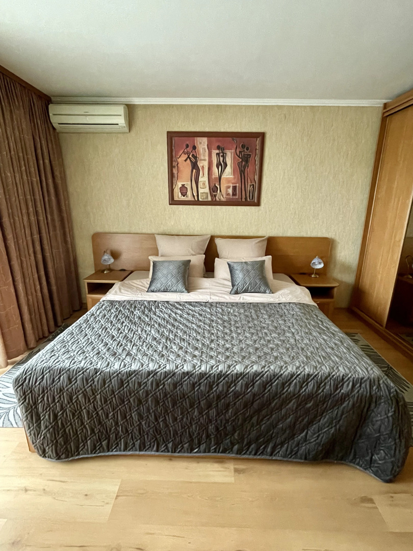 Квартира 3-комнатная на Мира